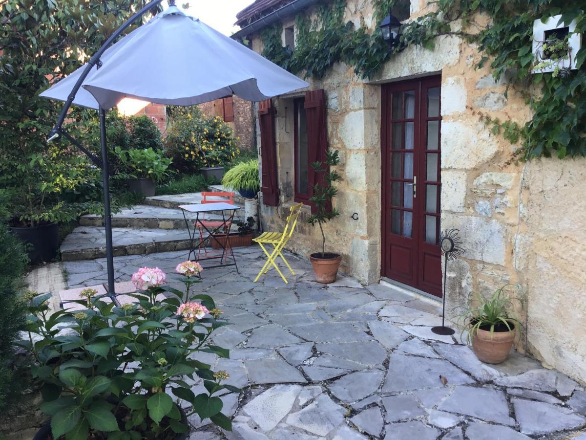 Ferienwohnung Les Temps Des Sources Veyrines-de-Domme Exterior foto